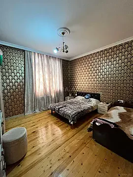 Satılır 2 otaqlı mənzil 74 m²