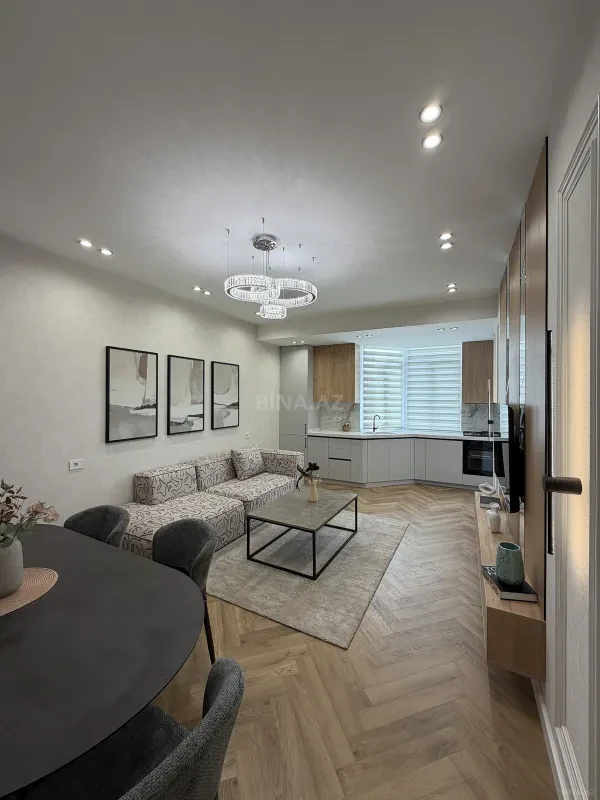 Satılır 3 otaqlı mənzil 79 m²