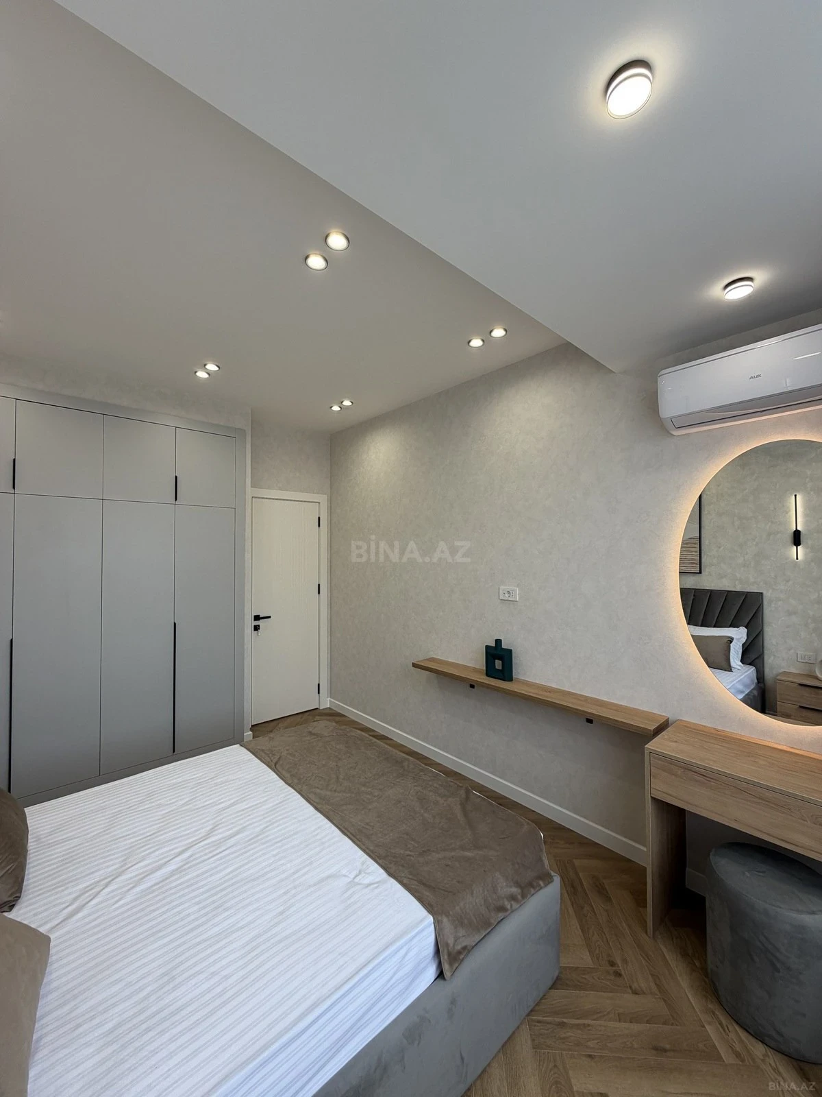 Satılır 3 otaqlı mənzil 79 m²