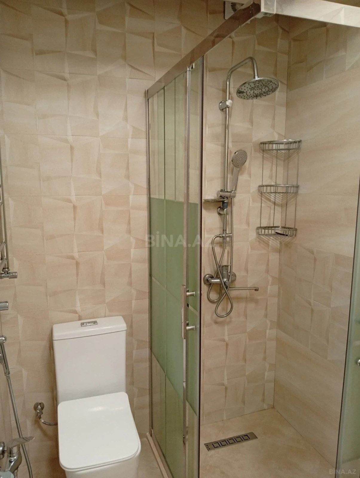 Kirayə verilir 2 otaqlı mənzil 55 m²