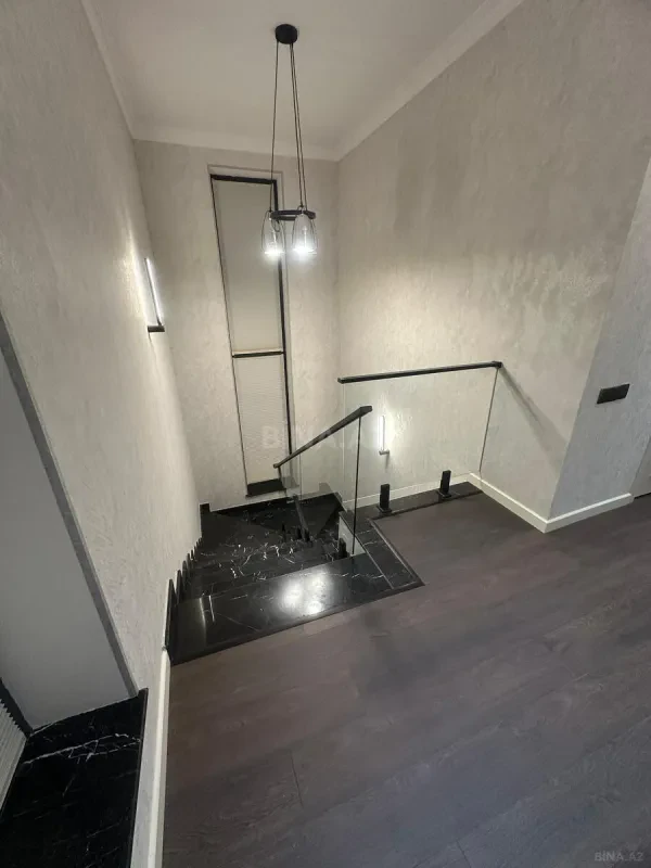 Kirayə verilir 4 otaqlı həyət evi 200 m²