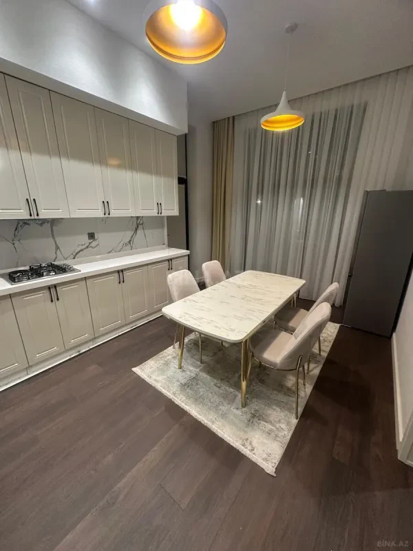 Kirayə verilir 4 otaqlı həyət evi 200 m²