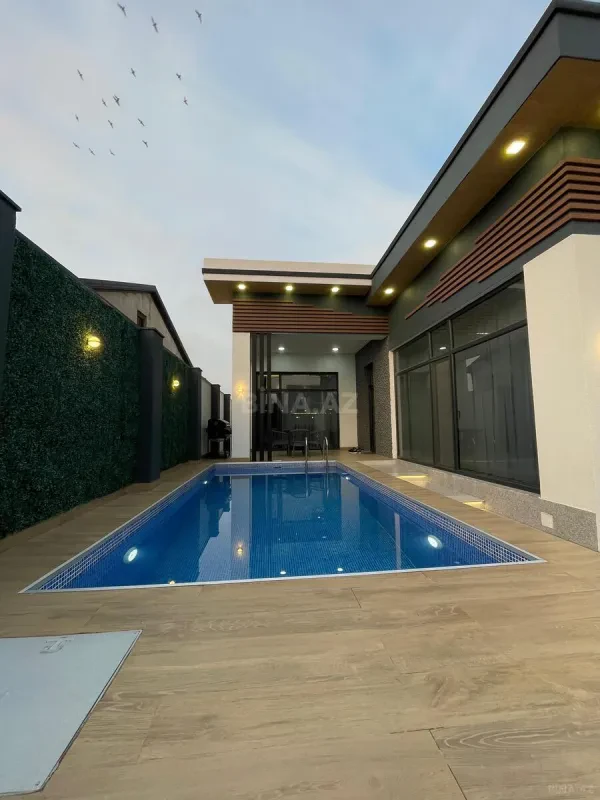 Kirayə verilir 4 otaqlı həyət evi 200 m²