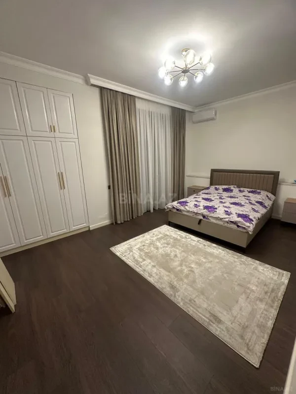 Kirayə verilir 4 otaqlı həyət evi 200 m²