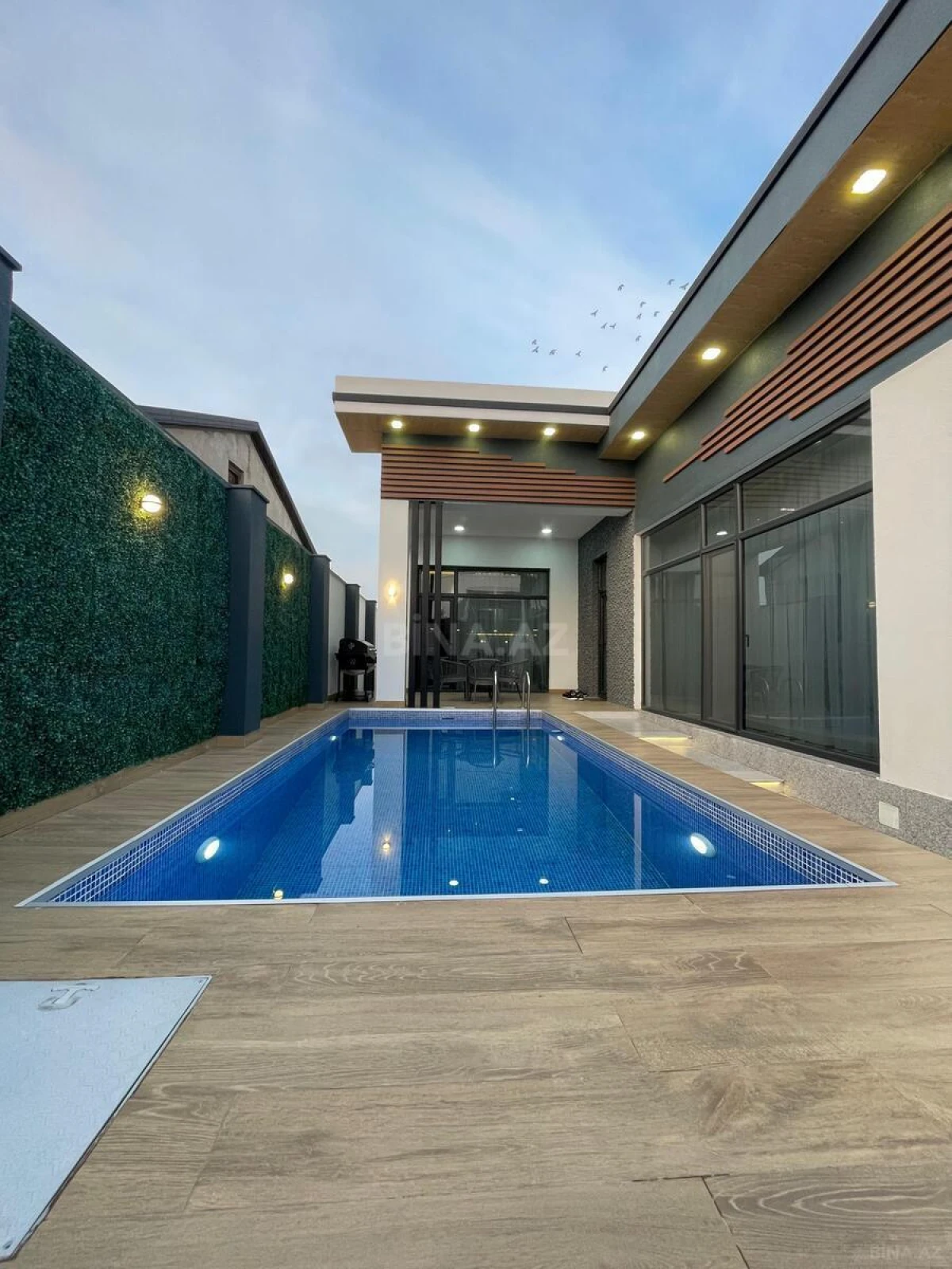 Kirayə verilir 4 otaqlı həyət evi 200 m²