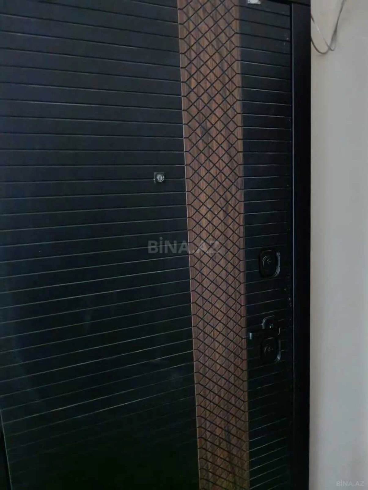 Satılır 3 otaqlı mənzil 45.6 m²