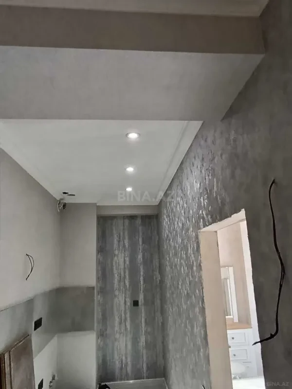 Satılır 3 otaqlı mənzil 45.6 m²