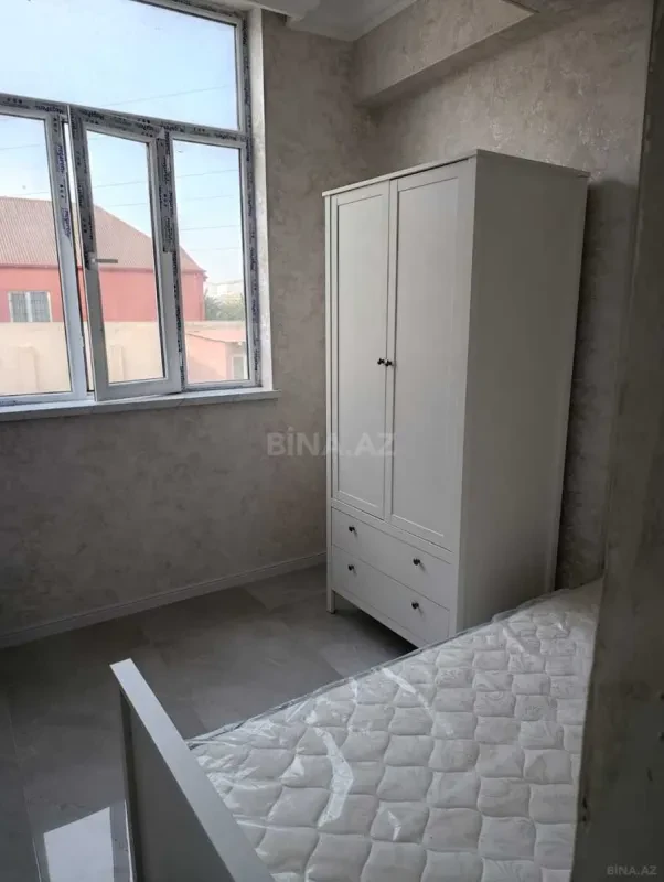 Satılır 3 otaqlı mənzil 45.6 m²