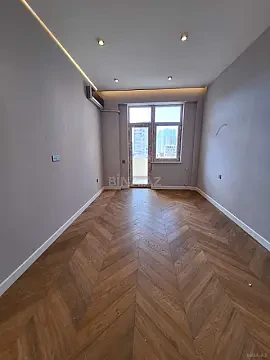 Satılır 3 otaqlı mənzil 120 m²