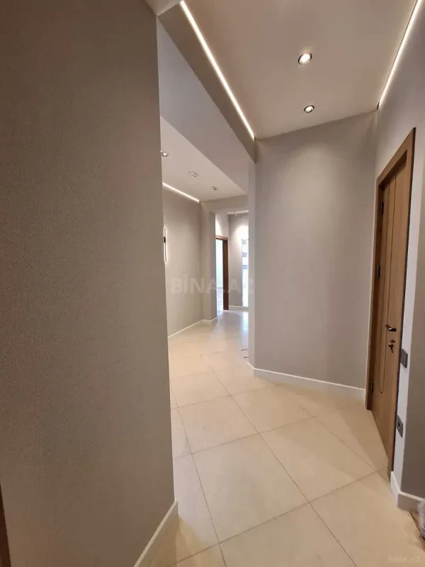 Satılır 3 otaqlı mənzil 120 m²