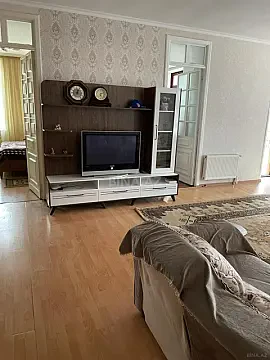 Kirayə verilir 4 otaqlı həyət evi 100 m²