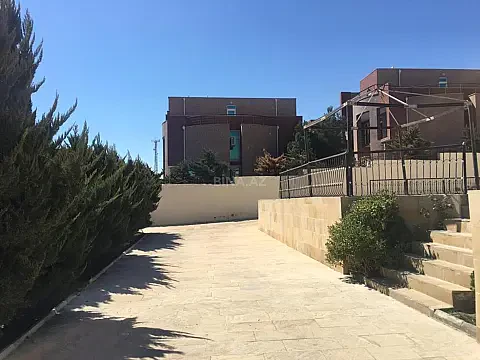 Kirayə verilir 4 otaqlı həyət evi 100 m² — Bakı, Şıxov 4 otaq 100.00 m²