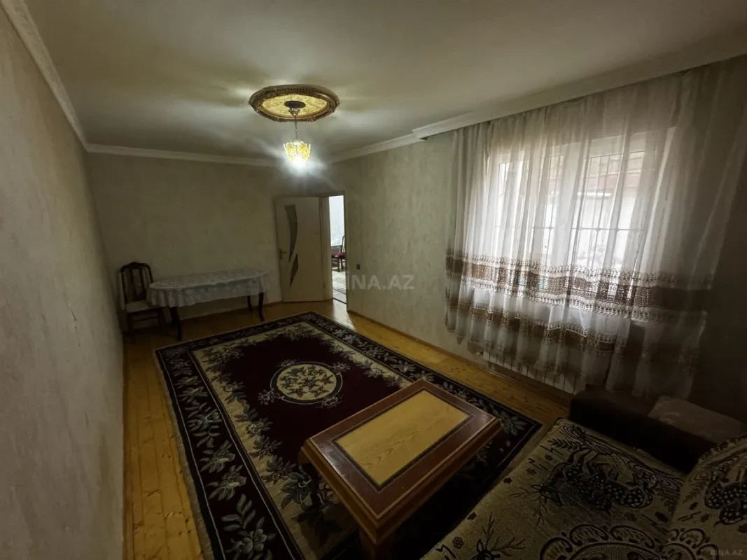 Kirayə verilir 2 otaqlı həyət evi 70 m²