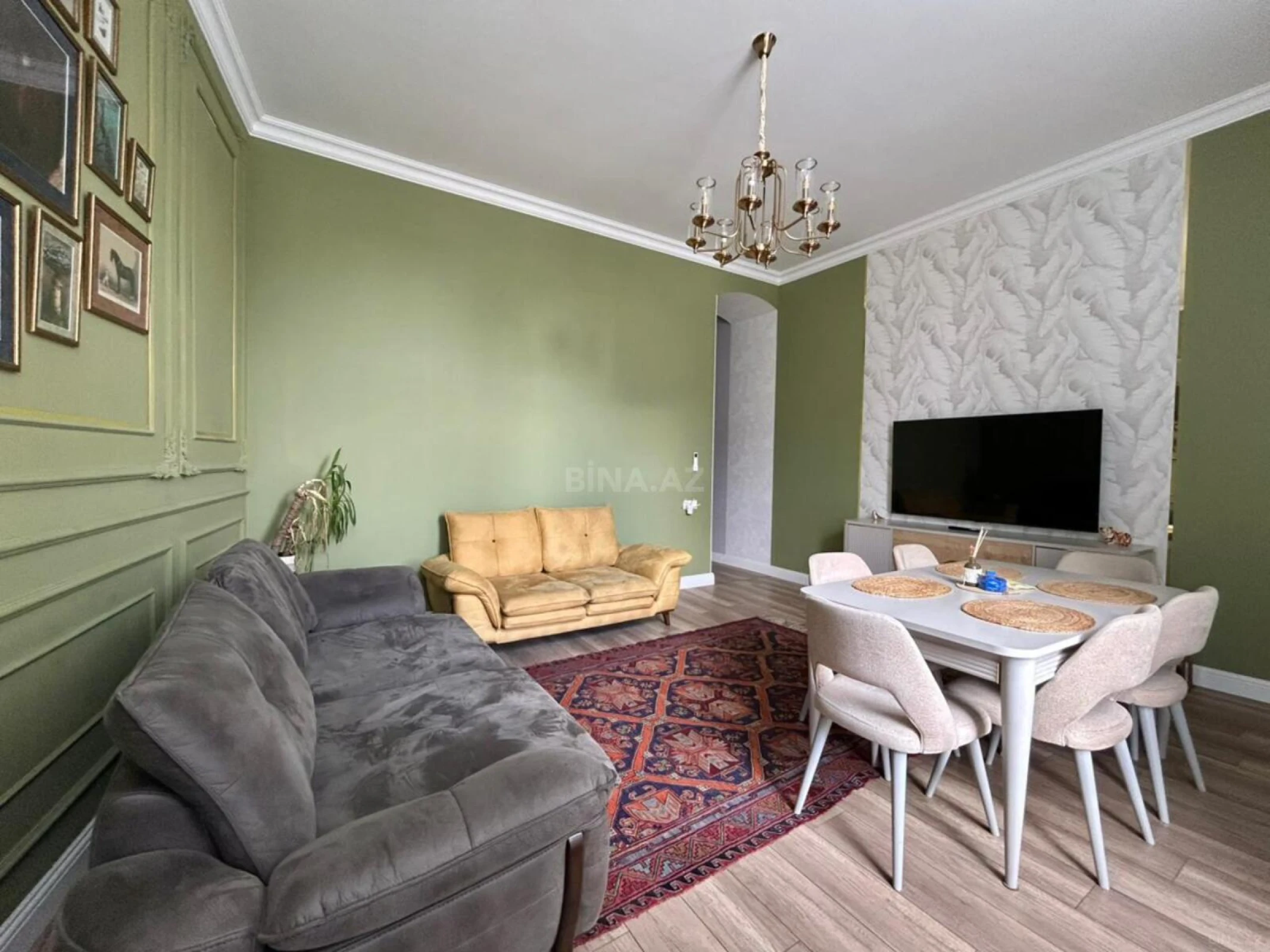 Kirayə verilir 2 otaqlı mənzil 90 m²
