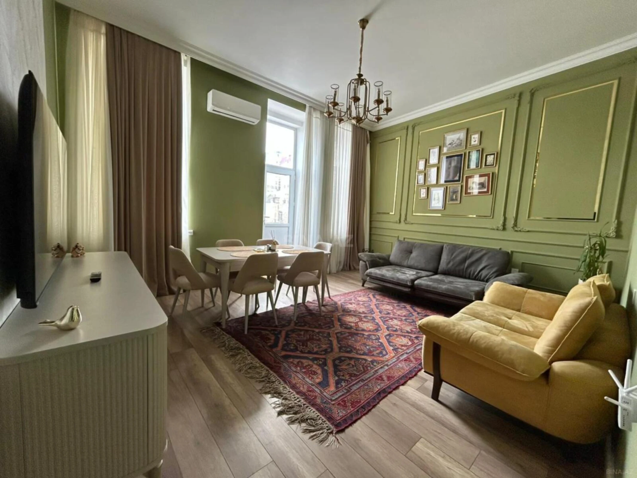 Kirayə verilir 2 otaqlı mənzil 90 m²