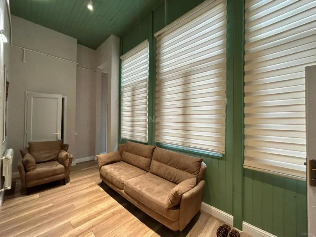 Kirayə verilir 2 otaqlı mənzil 90 m²