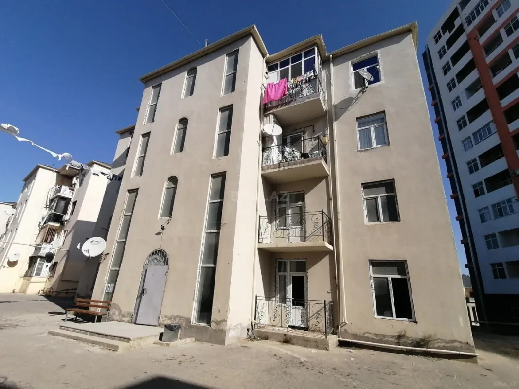 Satılır 2 otaqlı mənzil 42 m²