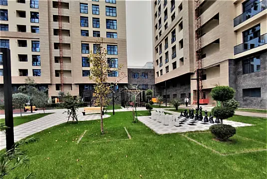 Satılır 2 otaqlı mənzil 51 m²