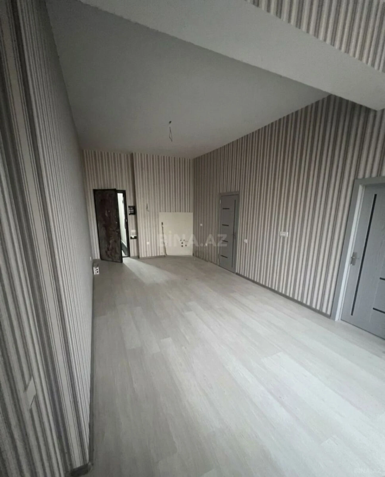 Satılır 2 otaqlı mənzil 51 m²
