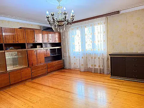 Kirayə verilir 3 otaqlı mənzil 120 m² — Bakı 3 otaq 120.00 m²