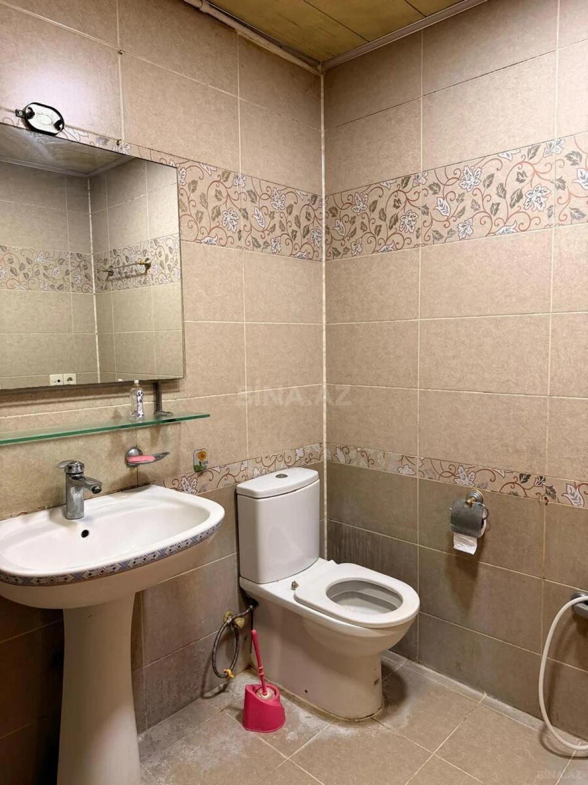 Kirayə verilir 3 otaqlı mənzil 120 m²