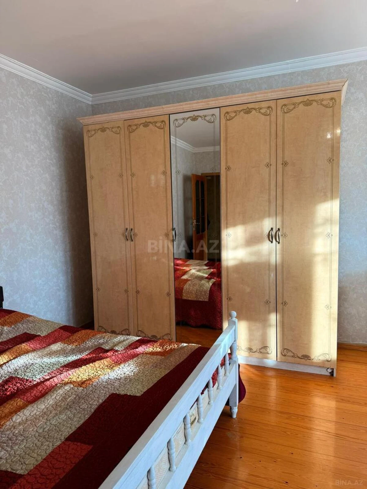 Kirayə verilir 3 otaqlı mənzil 120 m²