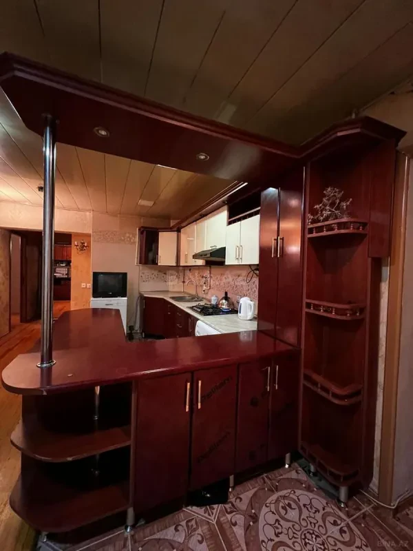 Kirayə verilir 3 otaqlı mənzil 120 m²