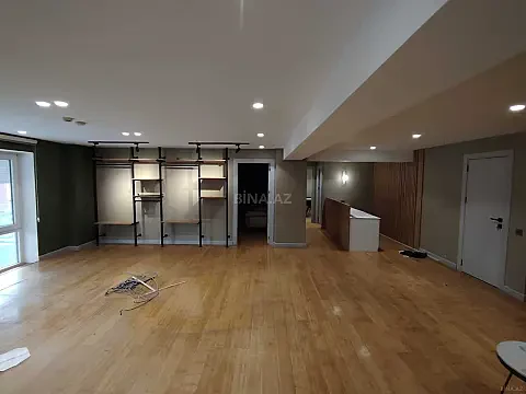 Kirayə verilir 3 otaqlı ofis 125 m²