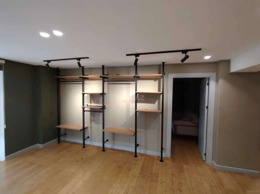 Kirayə verilir 3 otaqlı ofis 125 m²