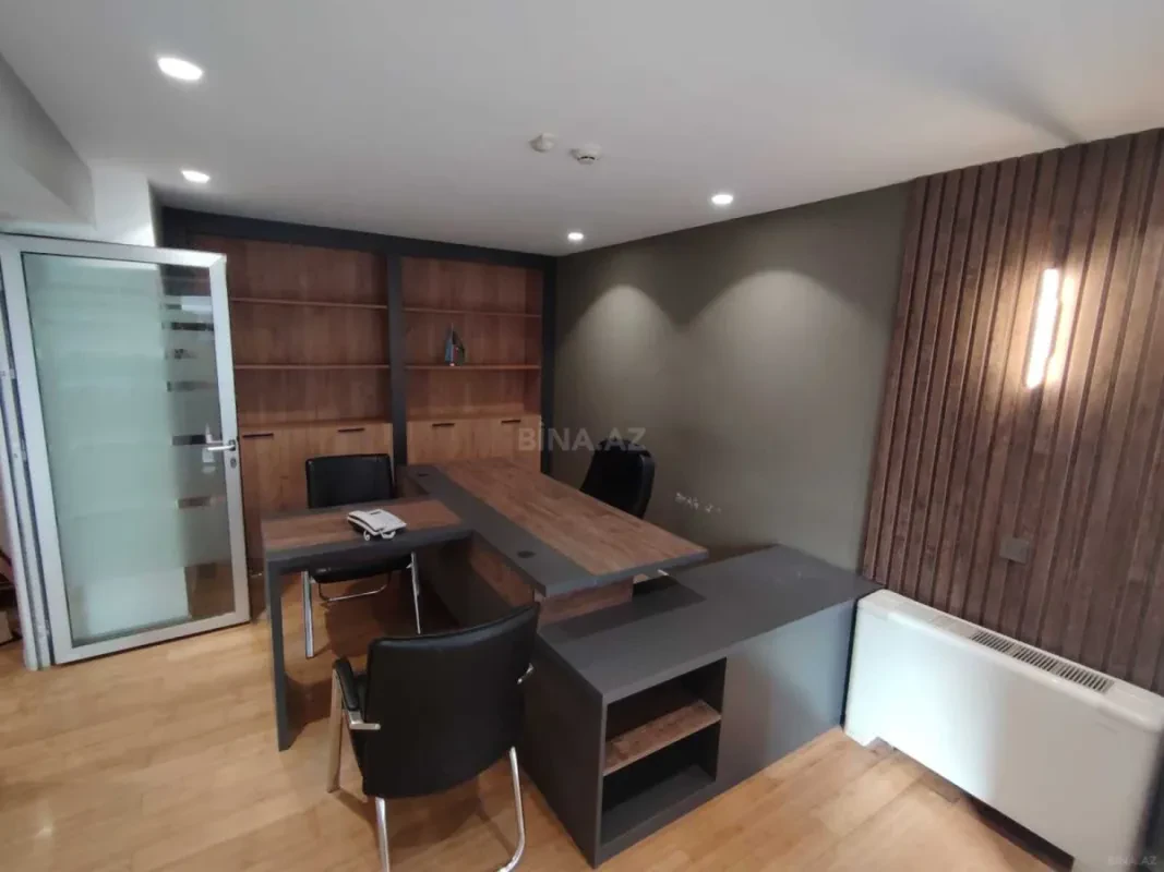 Kirayə verilir 3 otaqlı ofis 125 m²