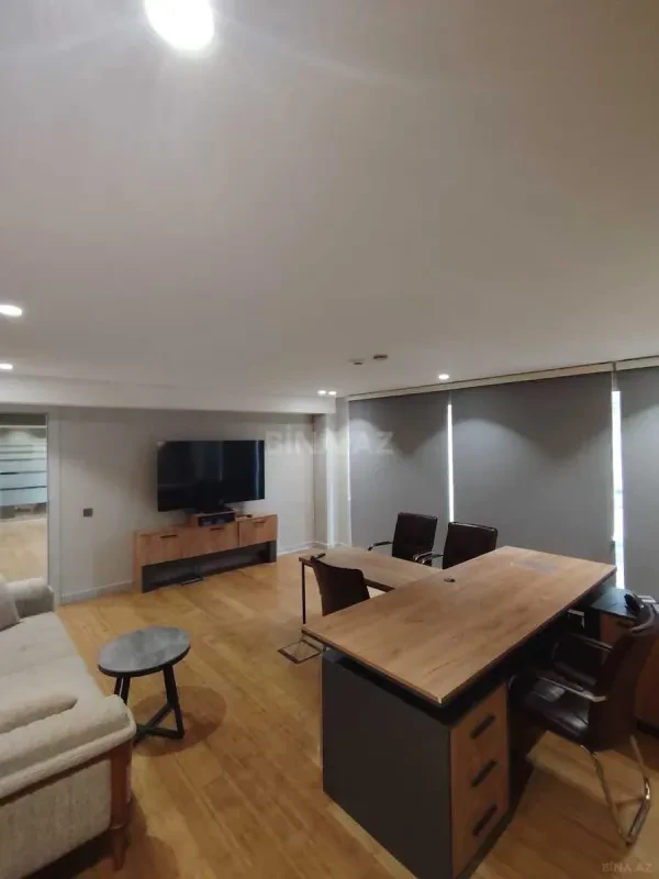 Kirayə verilir 3 otaqlı ofis 125 m²