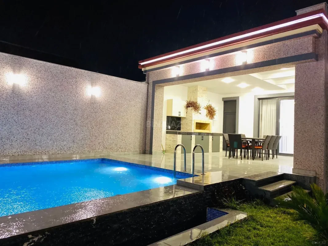 Satılır 4 otaqlı həyət evi 180 m²