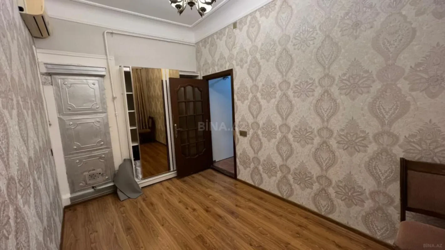 Kirayə verilir 2 otaqlı mənzil 50 m²