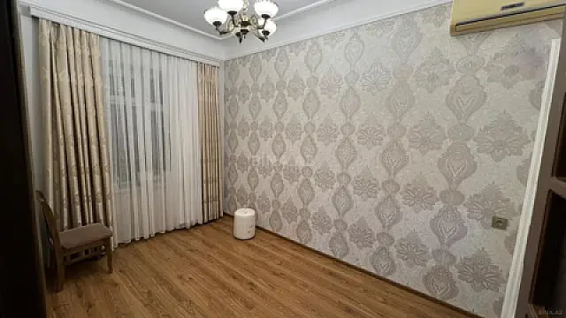 Kirayə verilir 2 otaqlı mənzil 50 m²