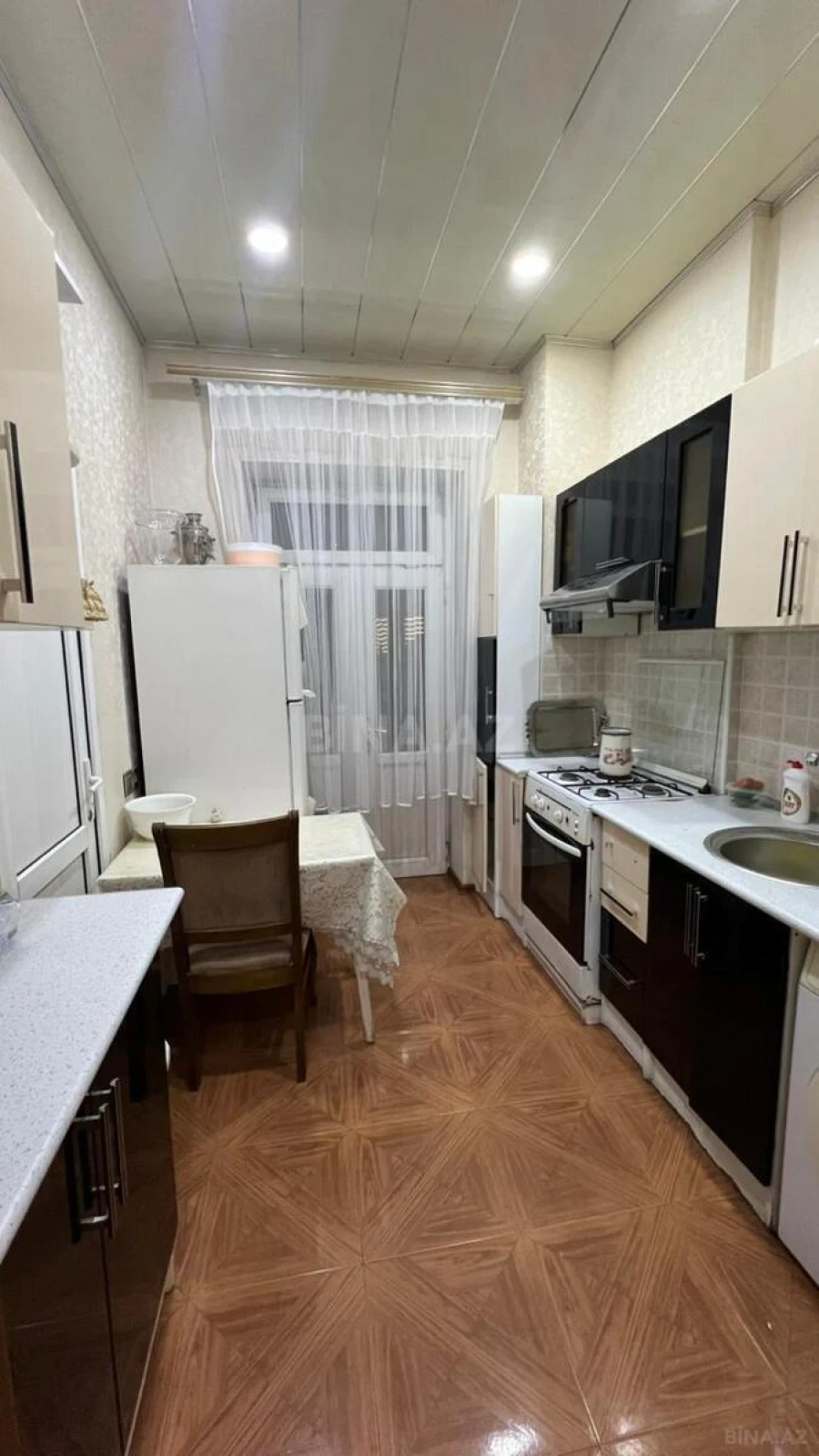 Kirayə verilir 2 otaqlı mənzil 50 m²
