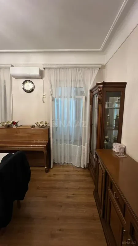 Kirayə verilir 2 otaqlı mənzil 50 m²