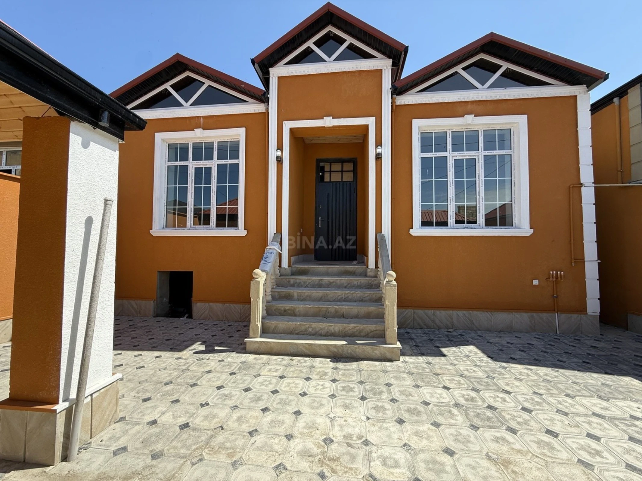 Satılır 4 otaqlı həyət evi 120 m²