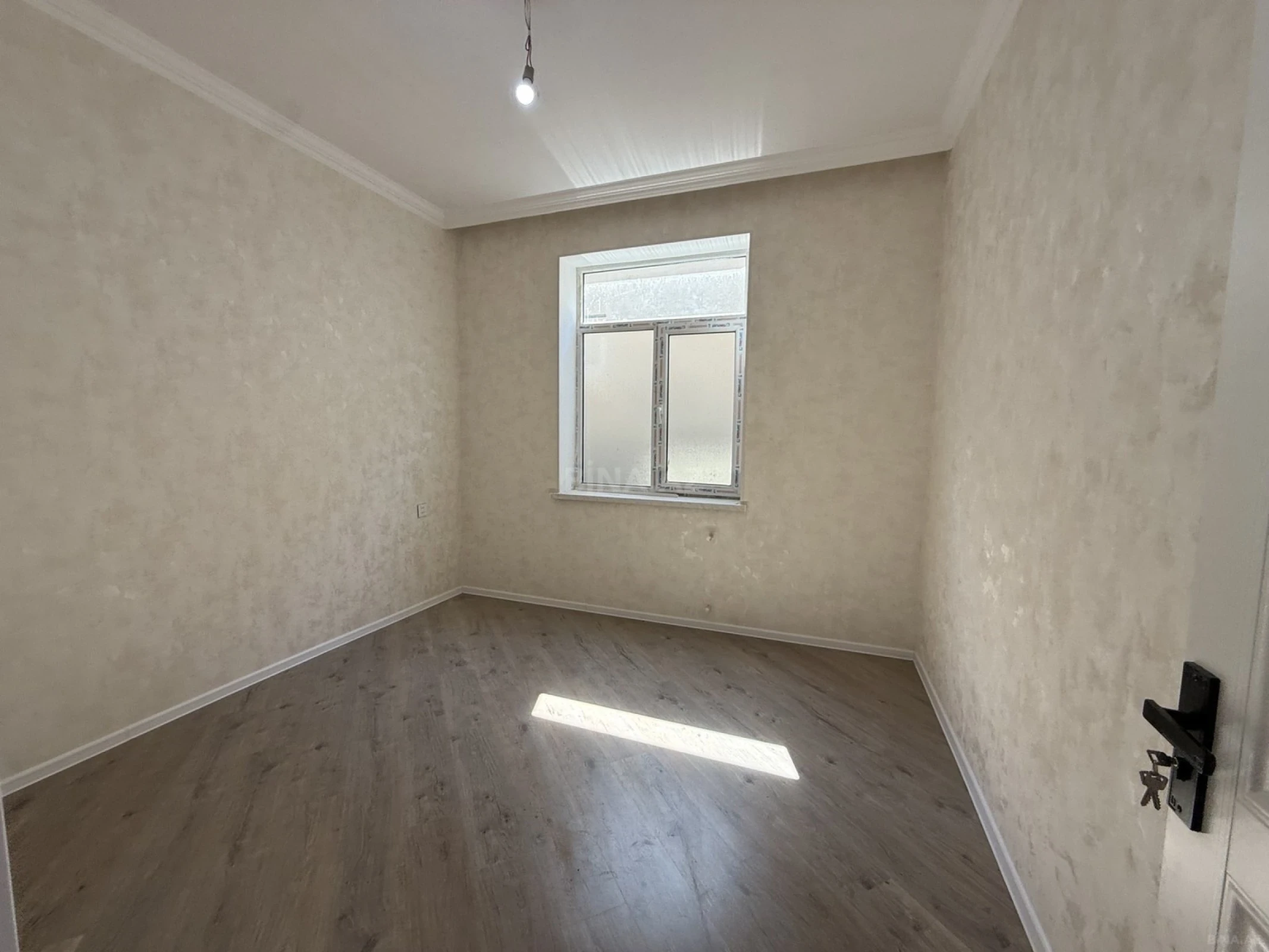 Satılır 4 otaqlı həyət evi 120 m²