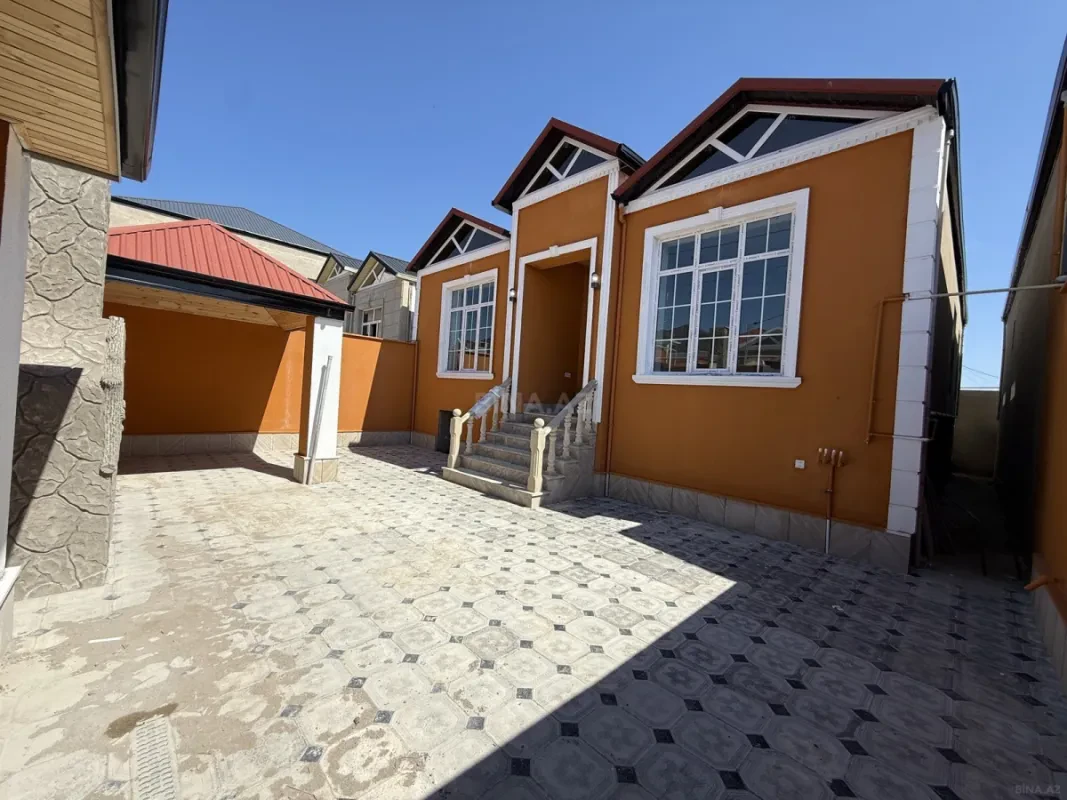 Satılır 4 otaqlı həyət evi 120 m²