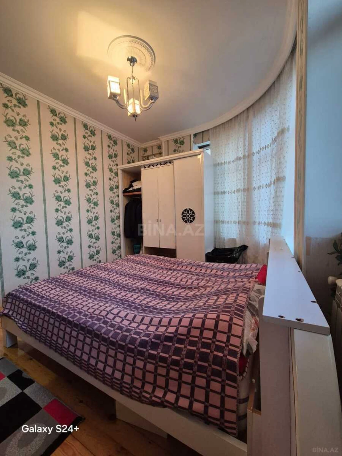 Satılır 2 otaqlı mənzil 72 m²