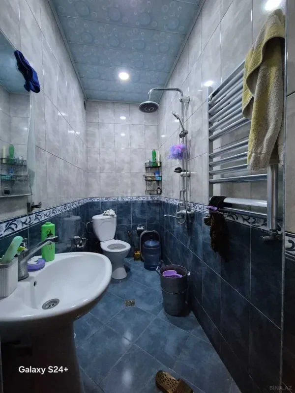 Satılır 2 otaqlı mənzil 72 m²