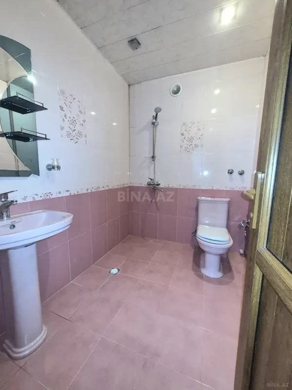 Satılır 3 otaqlı mənzil 165 m²