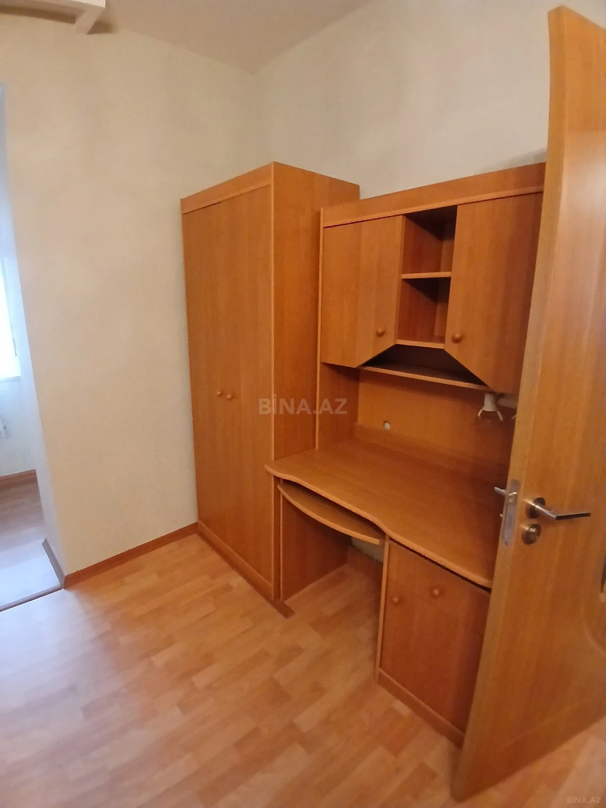Satılır 8 otaqlı həyət evi 250 m²