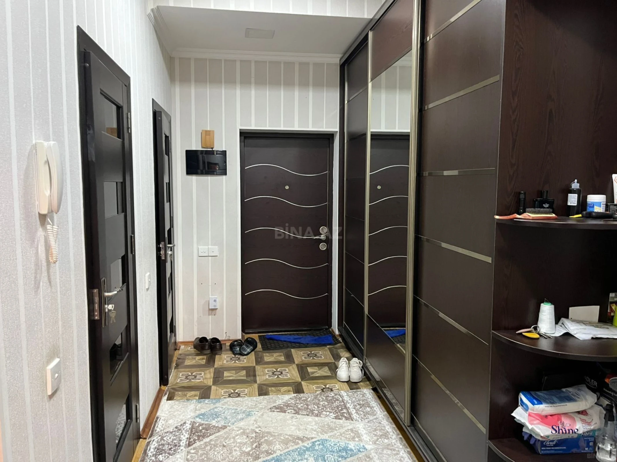 Satılır 3 otaqlı mənzil 105 m²