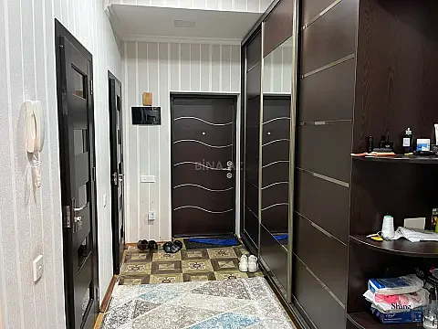 Satılır 3 otaqlı mənzil 105 m²
