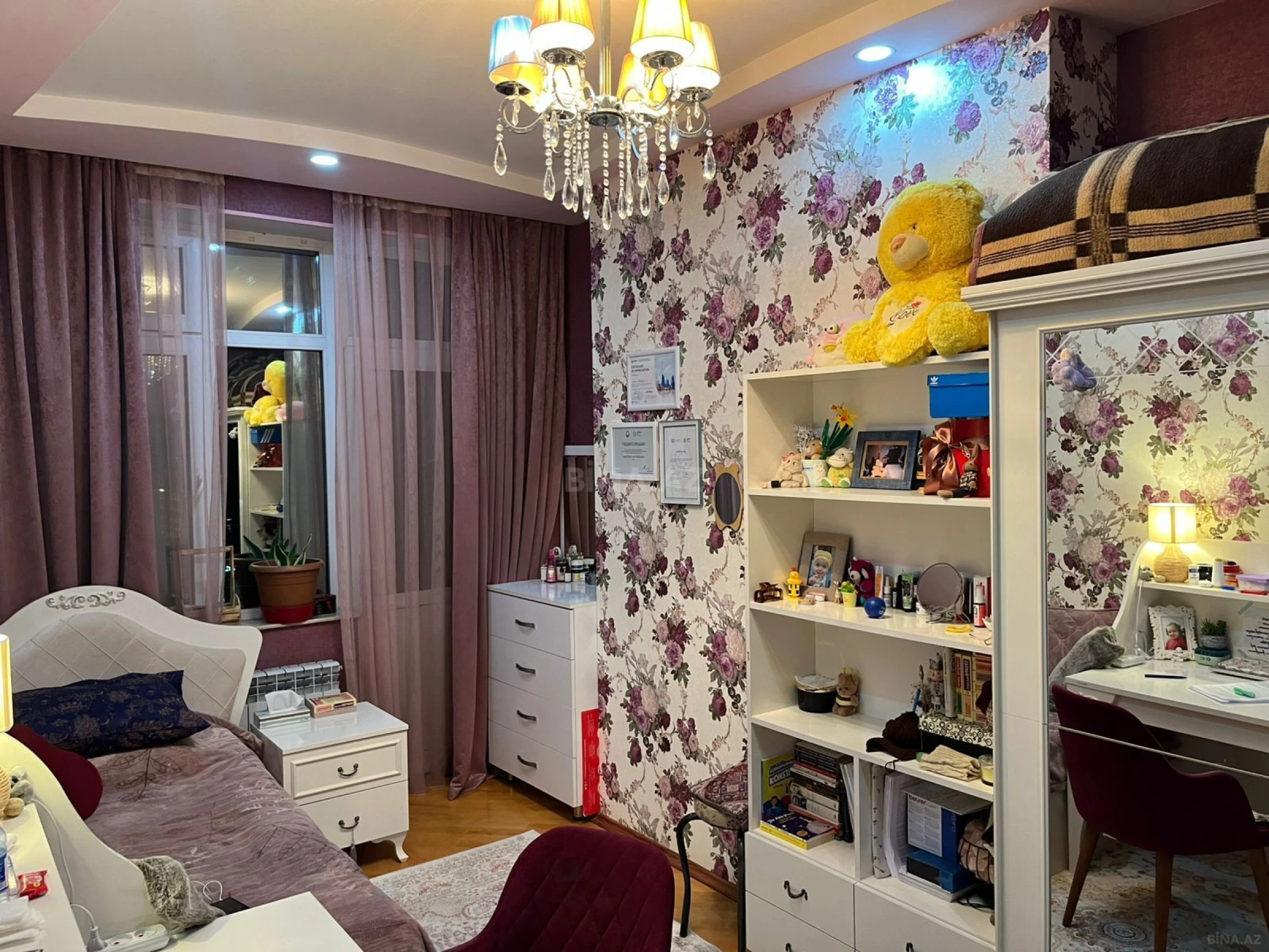 Satılır 3 otaqlı mənzil 105 m²