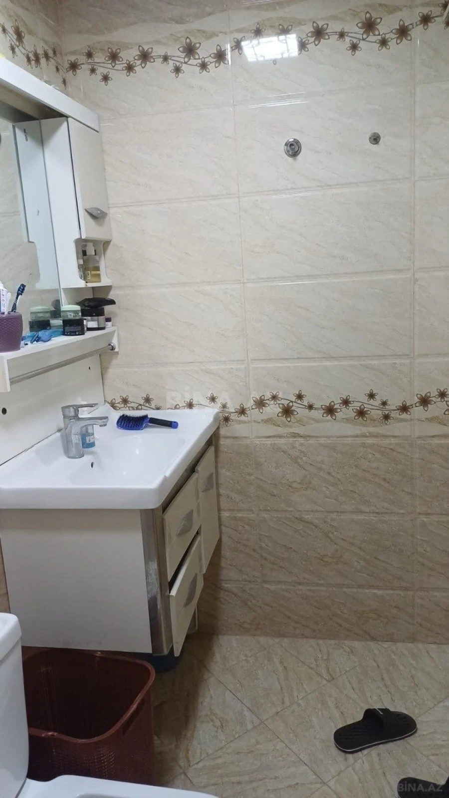 Satılır 3 otaqlı mənzil 102.7 m²