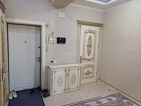 Satılır 3 otaqlı mənzil 102.7 m²