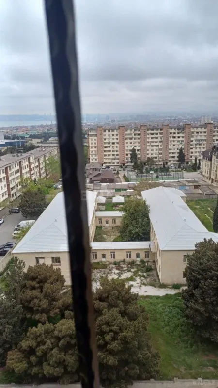 Satılır 3 otaqlı mənzil 102.7 m²