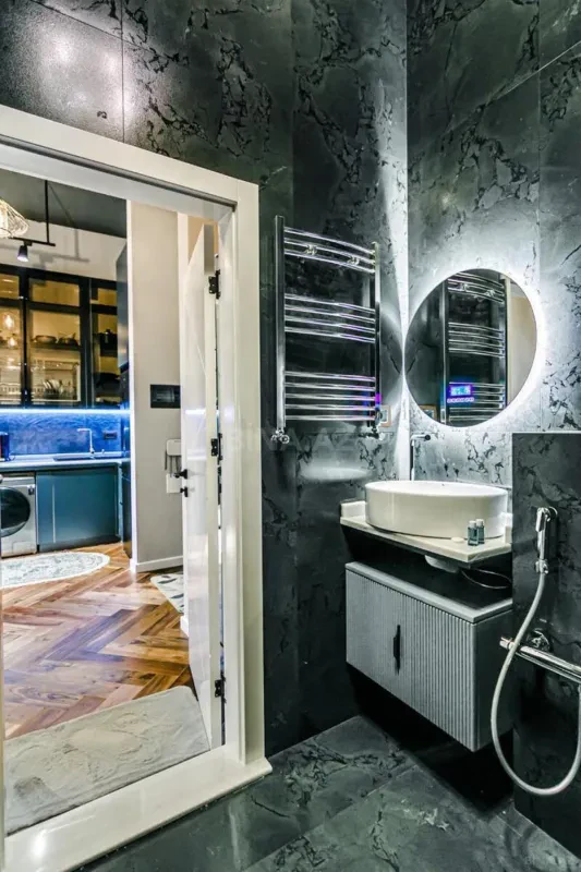 Kirayə verilir 2 otaqlı mənzil 100 m²